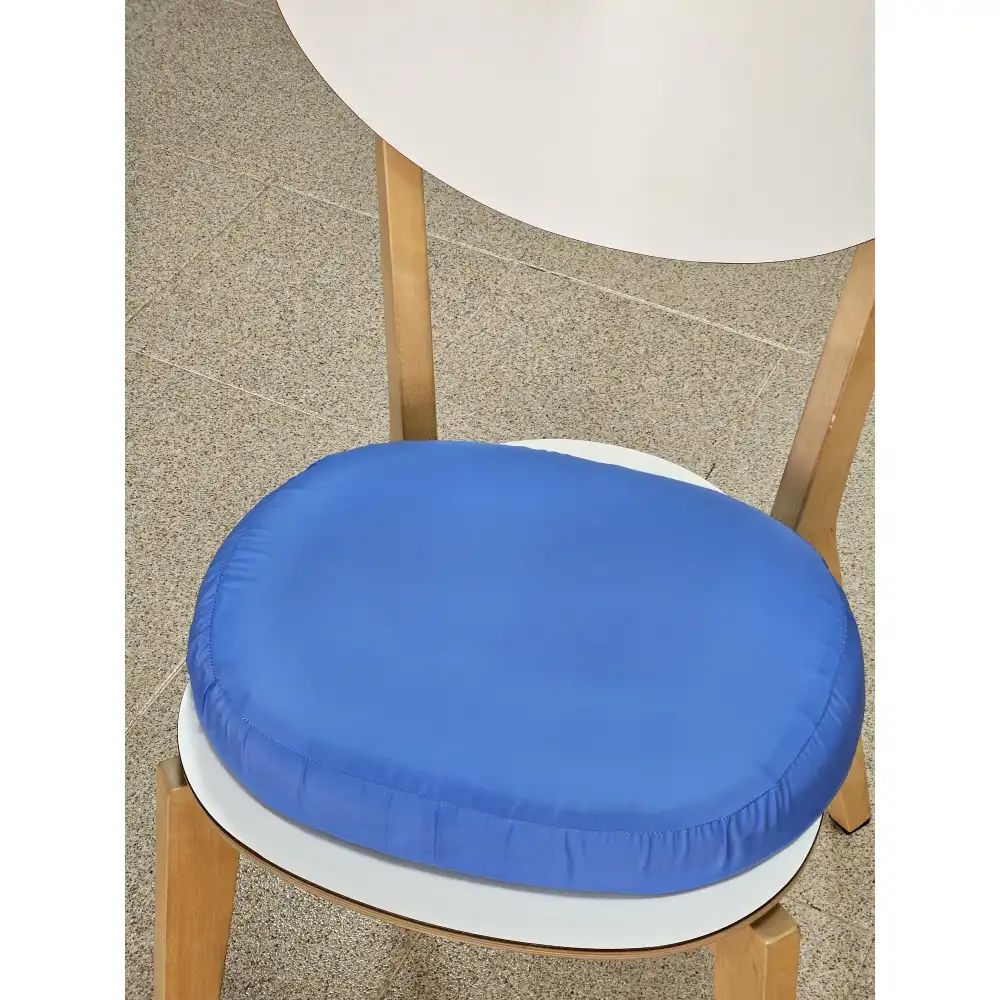 06.6437699_48391296356032